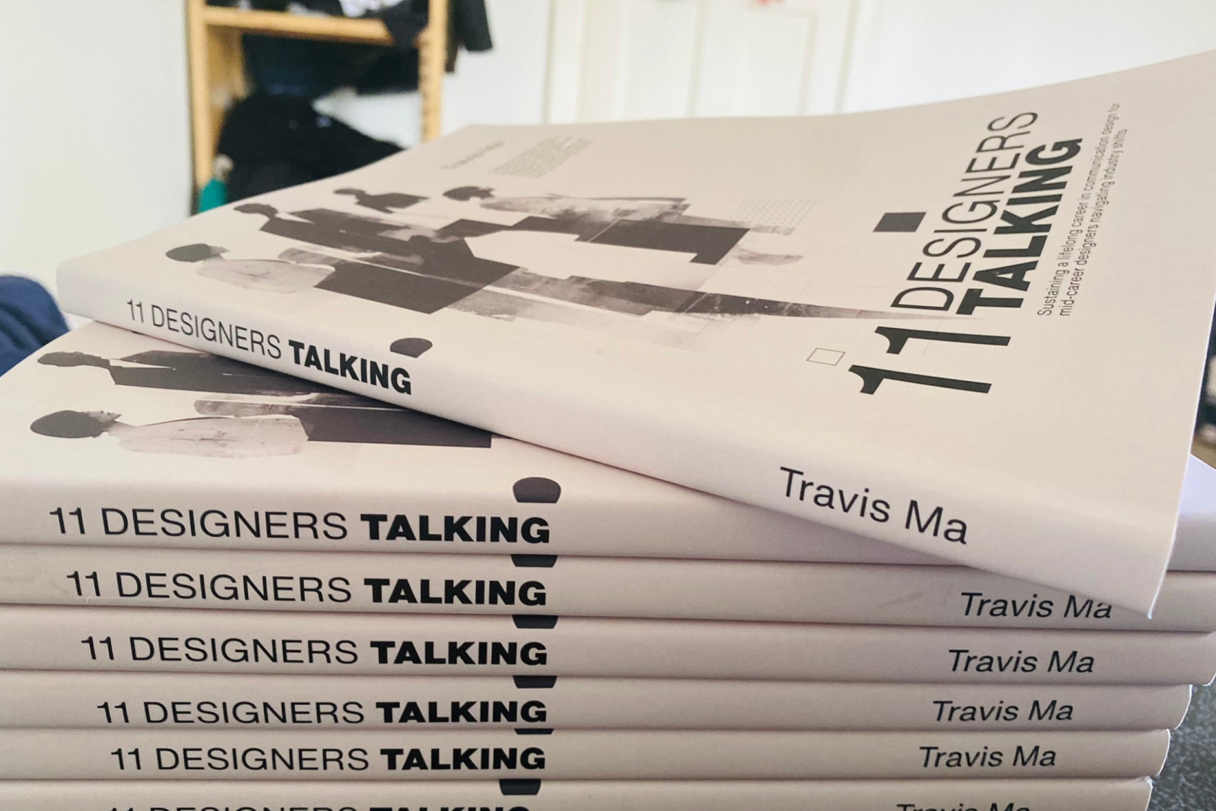 Sustaining a Lifelong Career in Communication Design for Mid-Career Designers Navigating Industry Shifts